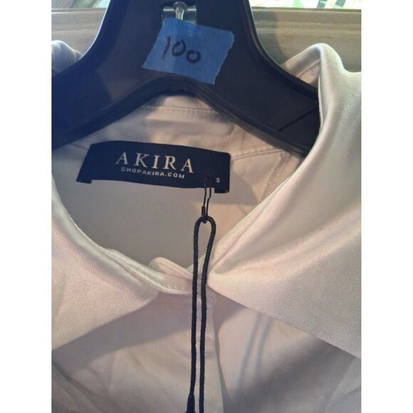 Akira Button Down Top Fringe Open Back Small Floral Zebra Black & White NWT - Picture 3 of 8